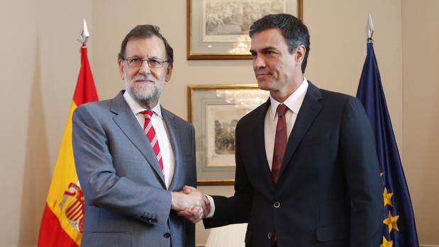 Mariano Rajoy y Pedro Sánchez en julio de 2016