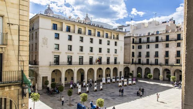 Imagen de archivo de la Audiencia Provincial de Alicante, donde se juzgarán los hechos