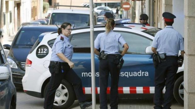 Agentes de los Mossos d'Esquadra