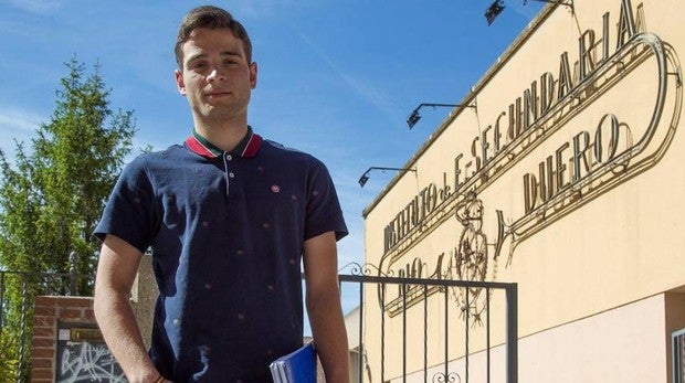 El joven candidato a la alcaldía de Villalazán