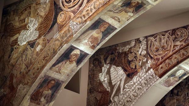 Pinturas románicas del Monasterio de Sijena (Huesca) que se exhiben en el Museo Nacional de Arte de Cataluña