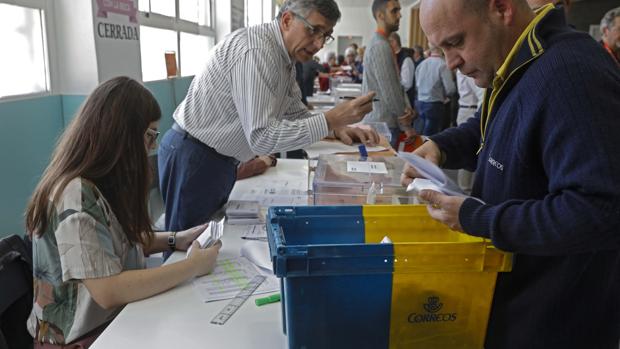 Este viernes, 24 de mayo, último día del plazo para entregar el voto por correo para las elecciones municipales y europeas 2019 en Valencia