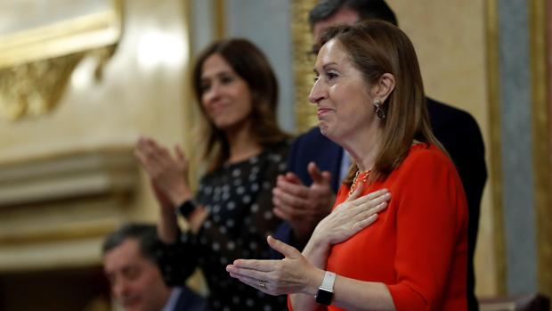 Ana Pastor en la última sesión de la XII Legislatura