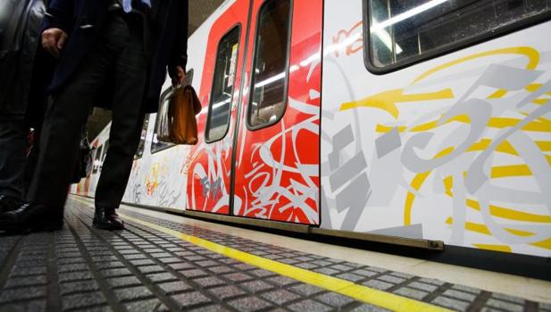 Foto de archivo de un graffiti en un tren