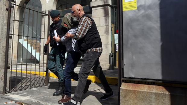 El autor del triple crimen de Valga se enfrenta a prisión permanente revisable