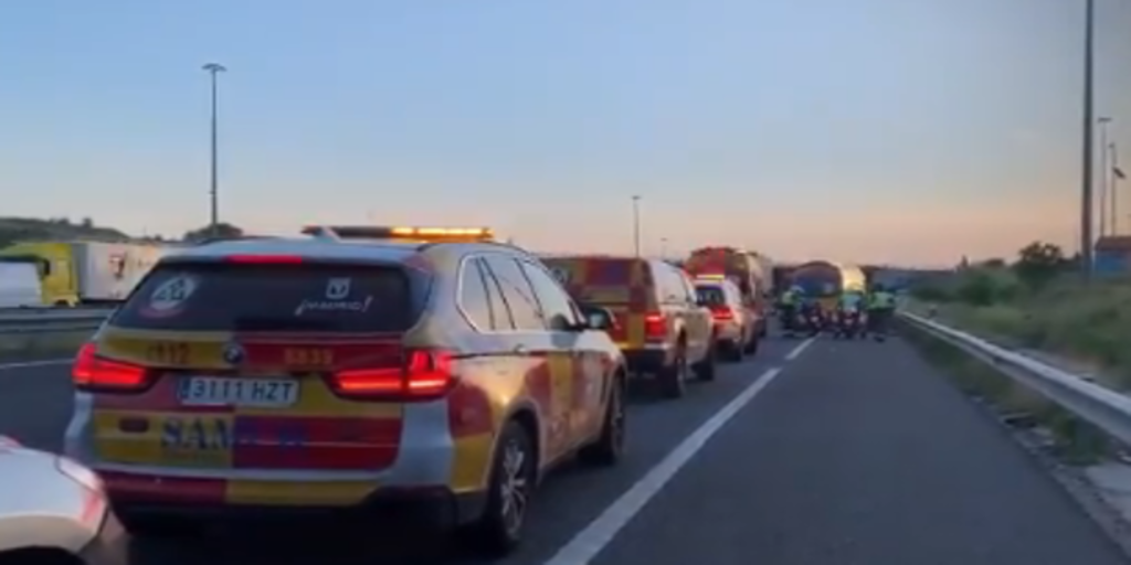 Herida grave una mujer de 30 años al ser atropellada por un camión en ...