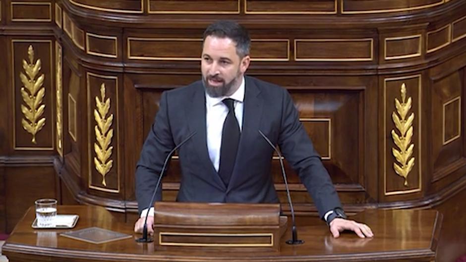 La respuesta de Abascal a Compromís sobre la posesión de armas: «No ...