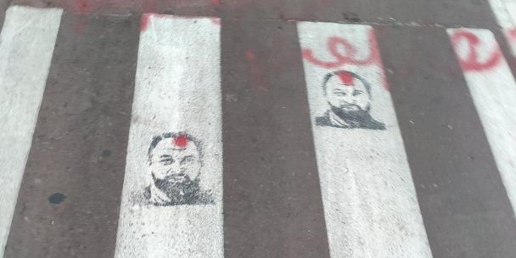 Vox denuncia unas pintadas con la imagen de Santiago Abascal con un ...