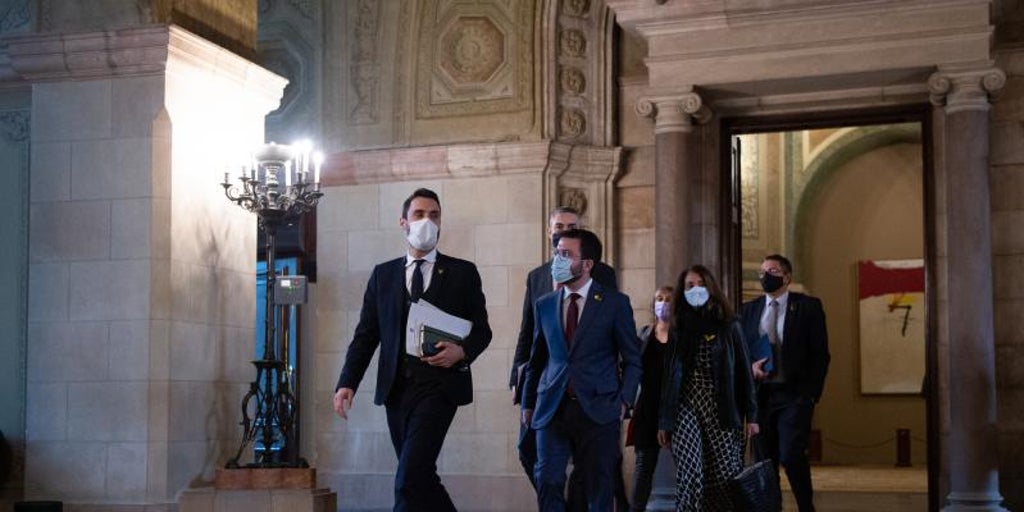 Junts y ERC llevan las elecciones al 30 de mayo y el PSC valora impugnarlas