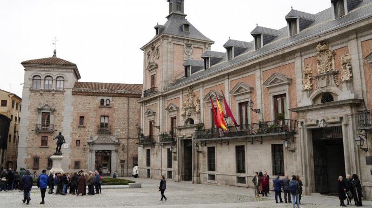 Las Casas Consistoriales De La Plaza De La Villa De Madrid Abren Sus 
