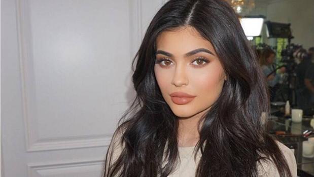Hace un año, cuando Kylie cumplió 18, Tyga le regaló un Ferrari