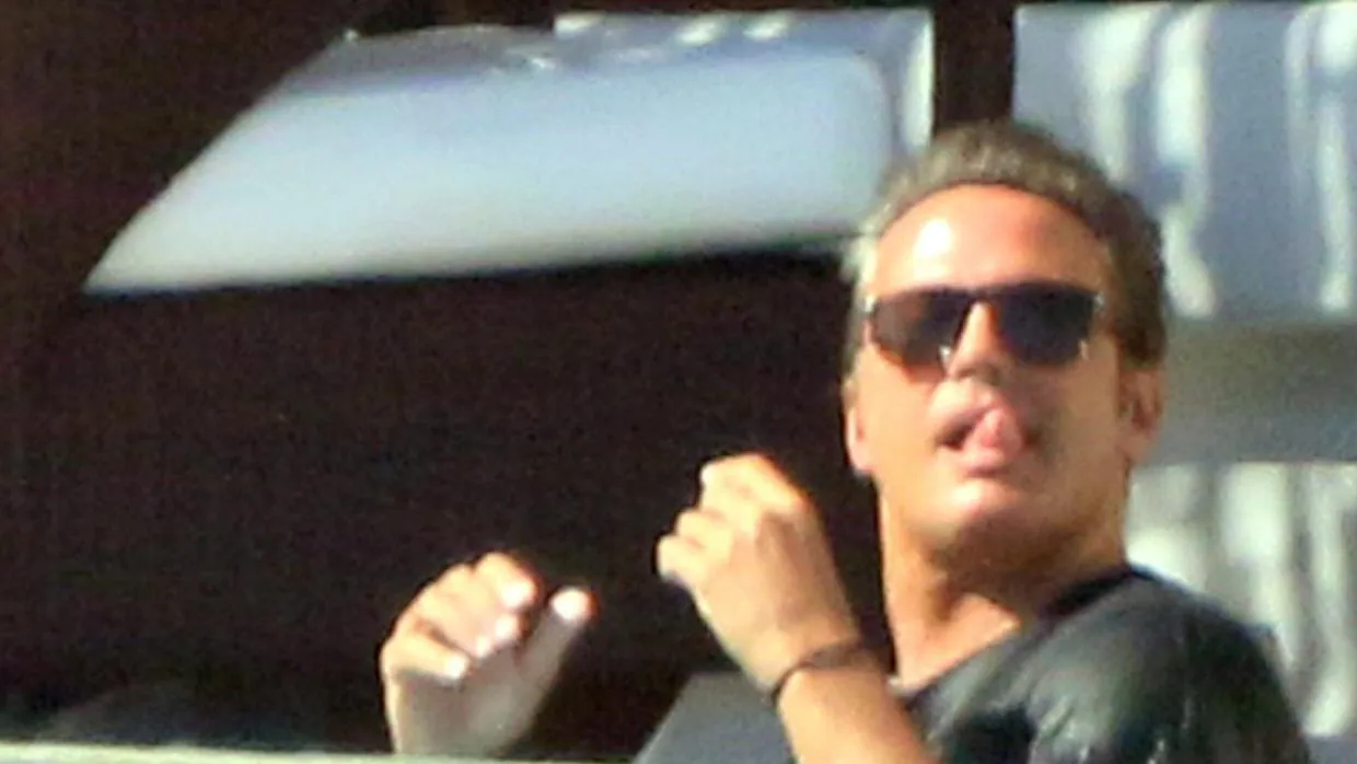 Luis miguel con online gafas