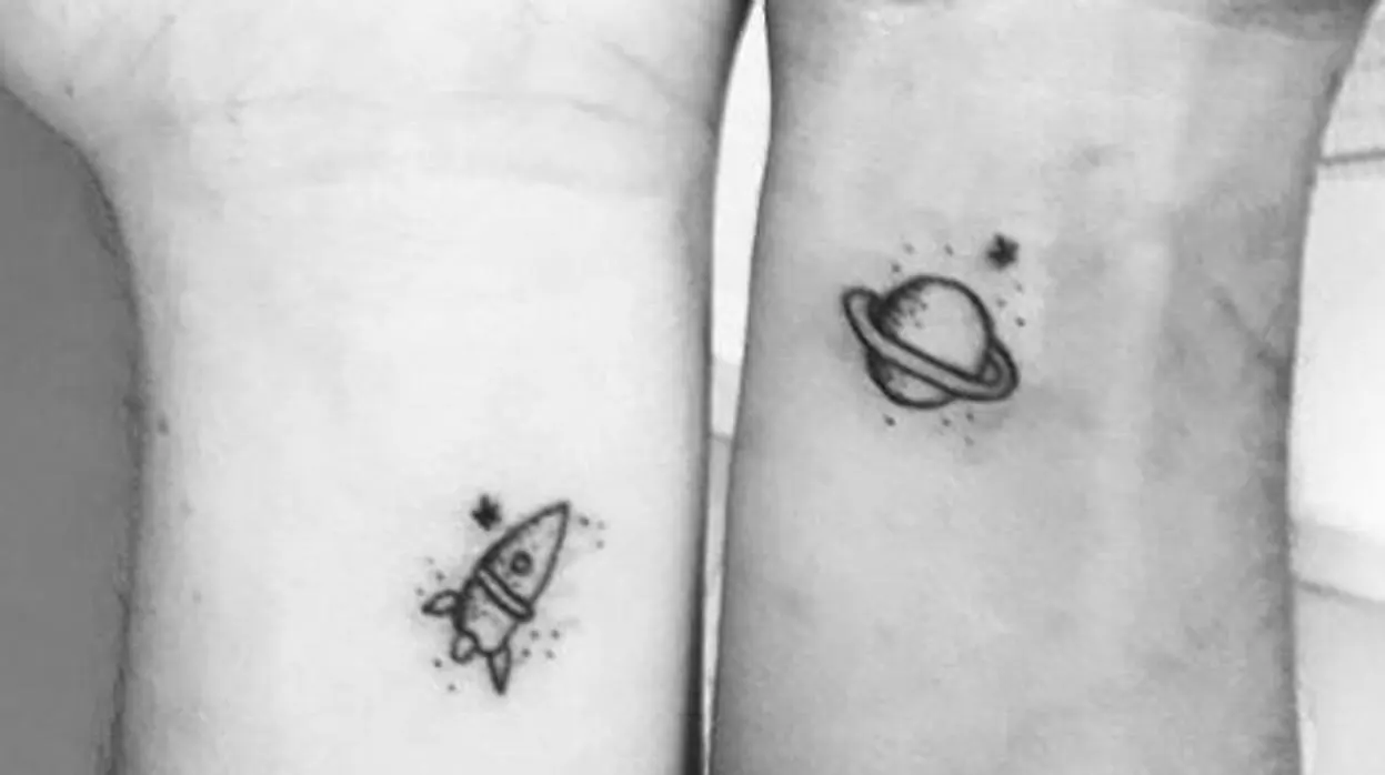 Así son los tatuajes que eligen las parejas famosas para sellar su amor