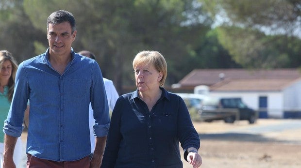 Pedro Sánchez y Ángela Merkel