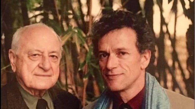 Quito Fierro junto al empresario Pierre Bergé