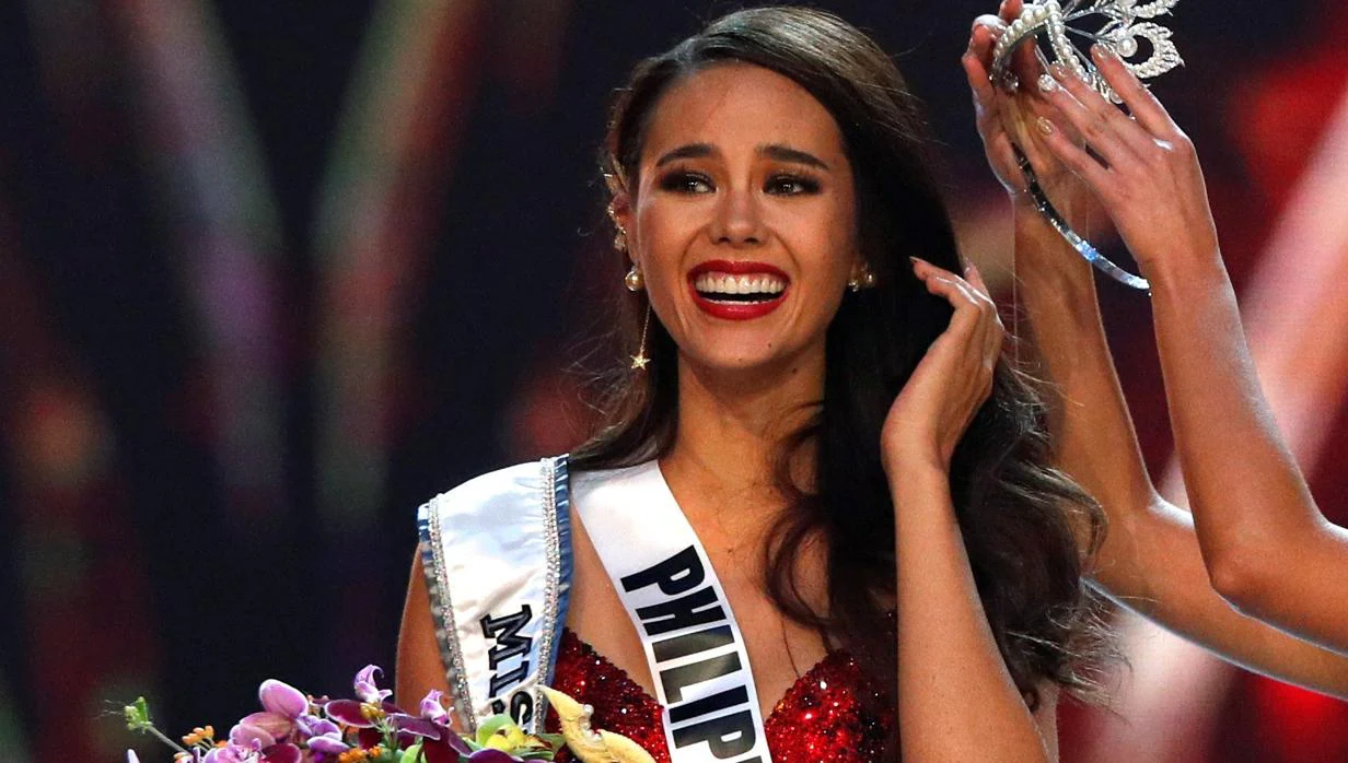La ganadora de Miss Universo sorprende con un selfie sin
