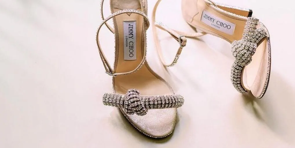 Zapatero a sus zapatos: confecciona Sandalias Louis Vuitton para