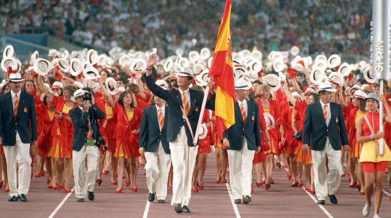  30 años de los Juegos Olímpicos de Barcelona  1992   Apertura-miro-kuWH--1248x698@abc