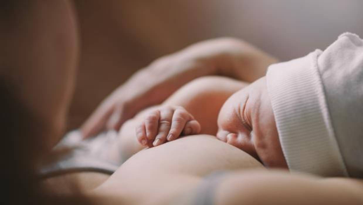 Qué comprar para la llegada del bebé: lactancia materna