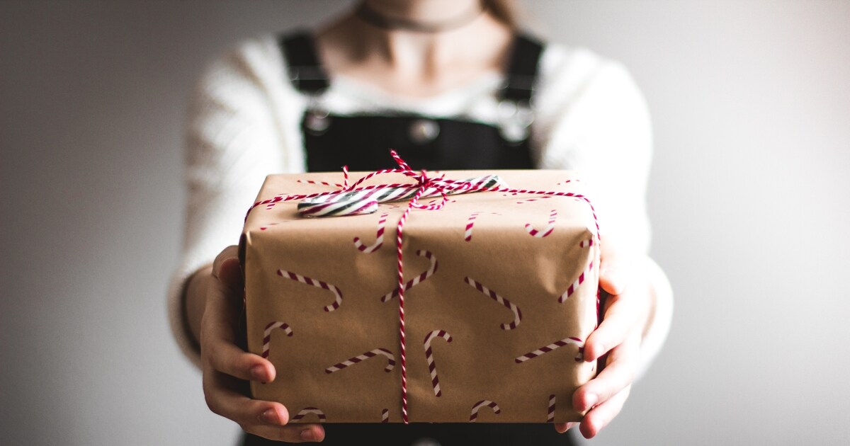 Caja de regalo para hombre camisa marrón – Envia tu regalo
