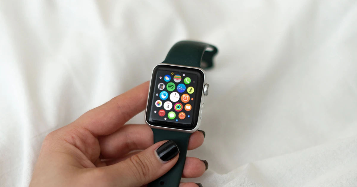 6 smartwatches para mujer no pueden faltar en tu lista de regalos