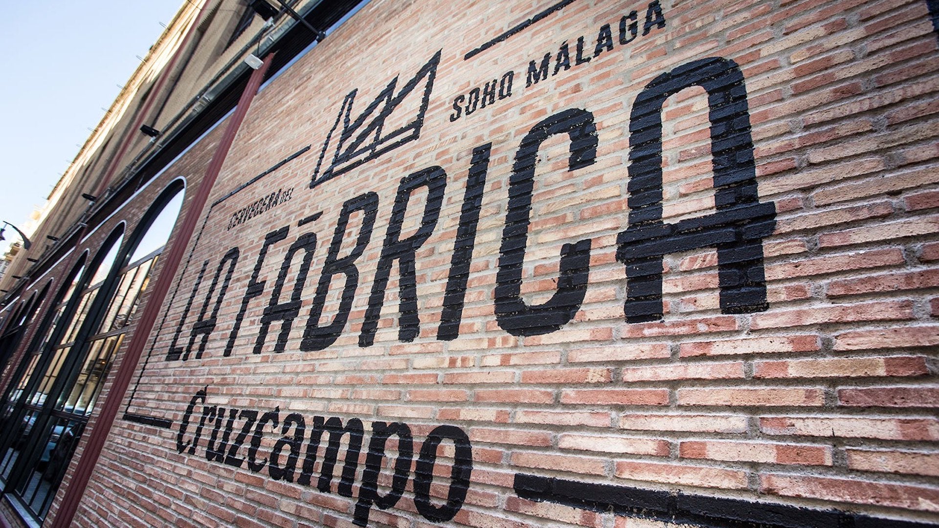 la fabrica cruzcampo en malaga