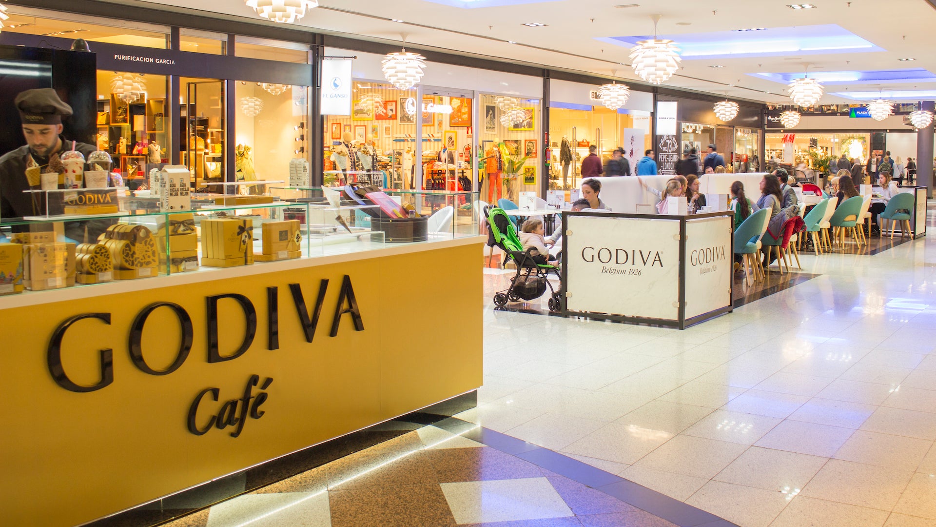 godiva café
