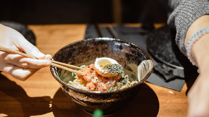 En Fideo Ramen han apostado por adaptar la receta tradicional china al paladar malacitano.