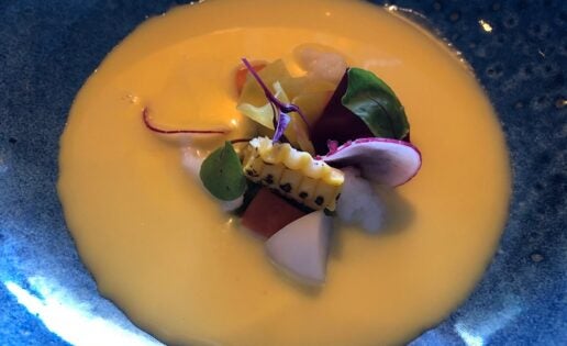 Sopa de maíz, un notable plato del menú de Boho Club (Blog Salsa de Chiles).