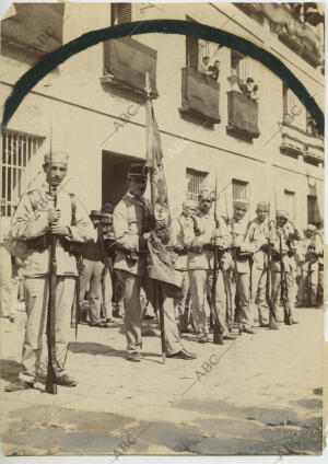 La guardia de la bandera del batallón Bailén