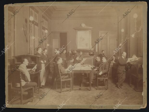 Se publicó el 4/2/1899 identificando a los fotografiados: 1