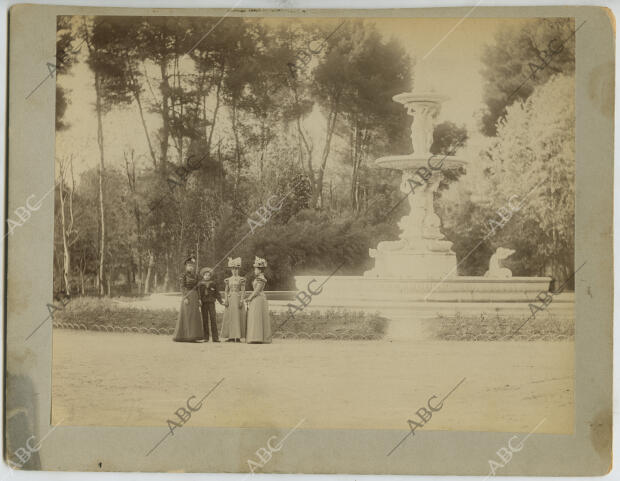 La Familia Real en el Campo del Moro