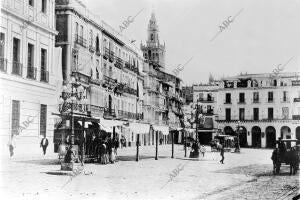 (CA.) La plaza de San Francisco, uno de los espacios más antiguos de la capital