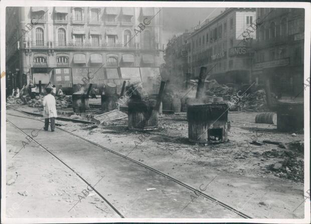 Obras de asfaltado de la Puerta del Sol