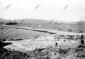 Construcción de un nuevo muelle en el puerto de Marín