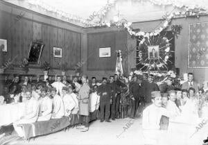 fiesta de Lso Artilleros - comedor de la 3ª batería del 2º regimiento montado...