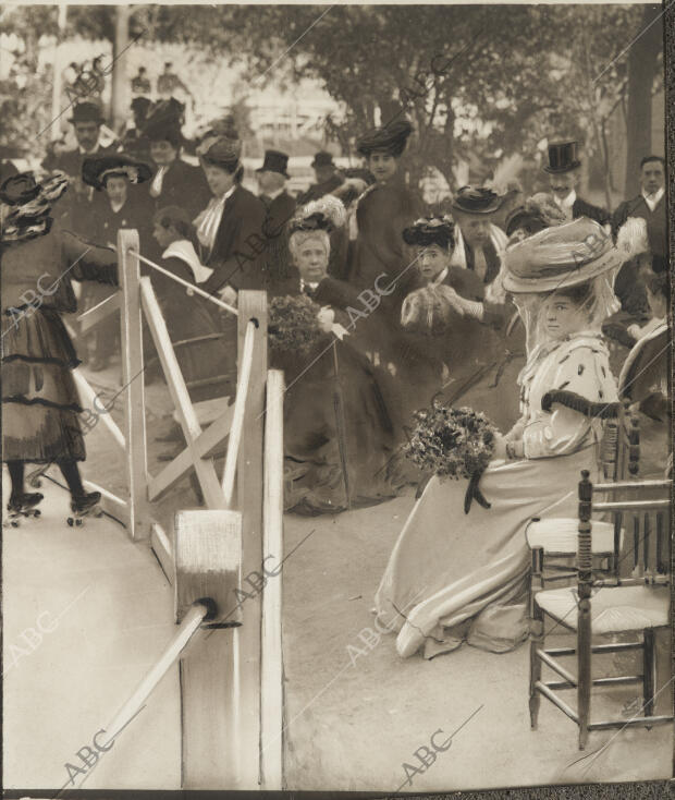 'Garden Party' celebrada ayer en el recreo de Salamanca a beneficio de los...