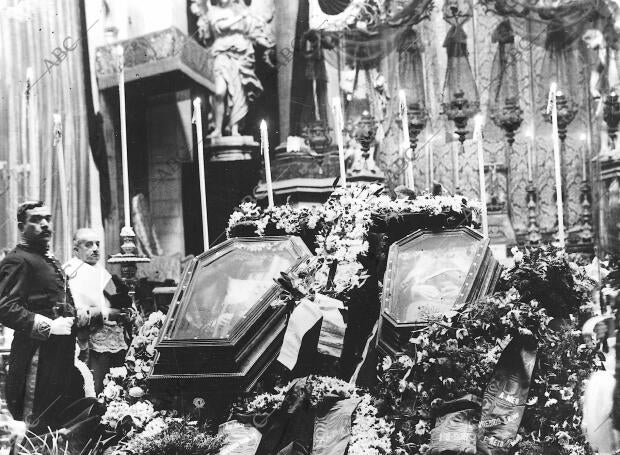 El asesinato del Rey D. Carlos I y del príncipe heredero D. Luis Felipe de...