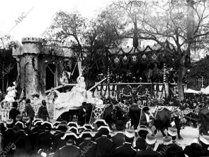 Centenario de la Guerra de la Independencia - carroza de castilla la vieja...