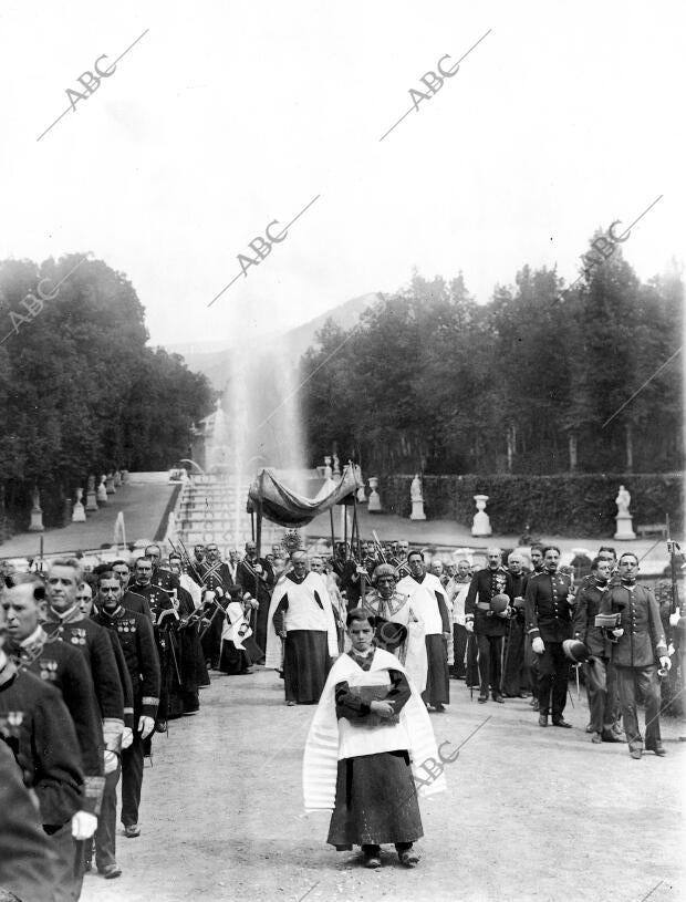 La procesión de la octava del Corpus, Presidida por S. M