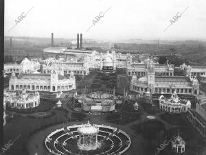 Aspecto general de los edificios de la exposición, a vista de pájaro