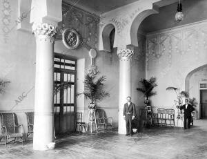 Detalle del vestíbulo del gran casino de la exposición Hispano-Francesa