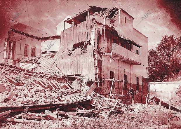 Ruinas de la fábrica de Tejidos de los Sres