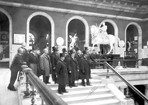 Visita de los Concejales Franceses Acompañados de los de Barcelona, A los Museos...