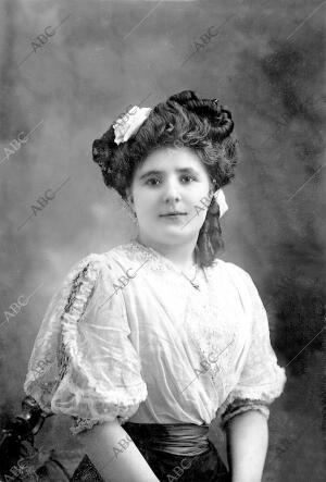 Terese Chocque, Reina de la Mi-Careme parisiense en 1910