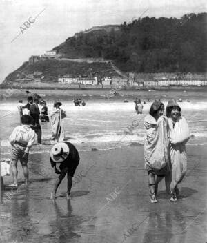 Aspecto parcial de la playa A la hora del Baño