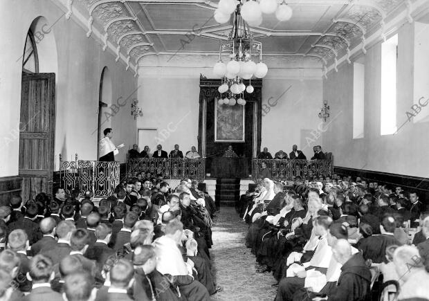 el salón de Actos del seminario conciliar de Valencia durante la sesión solemne...