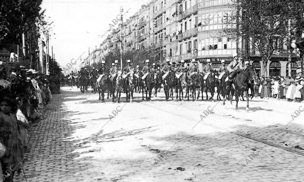 Gran parada militar en Bilbao