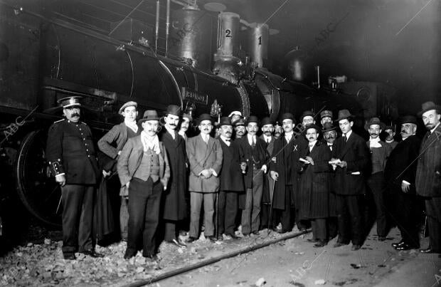 El alcalde de Valenia, D. Luis Bermejo (X), y Otras Autoridades, en el lugar del...