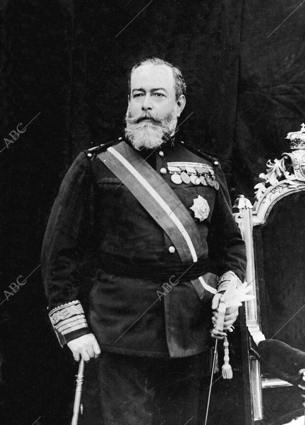 El capitán general de Madrid, D. José marina Vega, que Moviliza actualmente la...